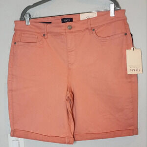 NWT NYDJ Ella Stretch Denim Peach Terracotta Cuffed Shorts. Size 18